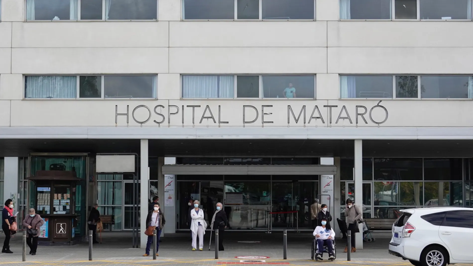 Vista de la entrada del hospital de Mataró (Barcelona).