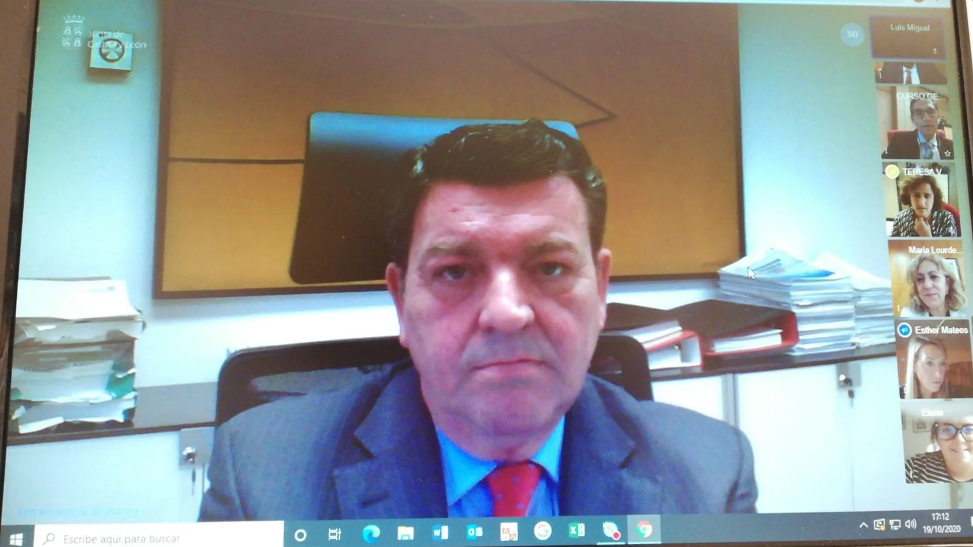 El director de los Servicios Jurídicos de la Junta de Castilla y León, Luis Miguel González Gago, inauguran las jornadas