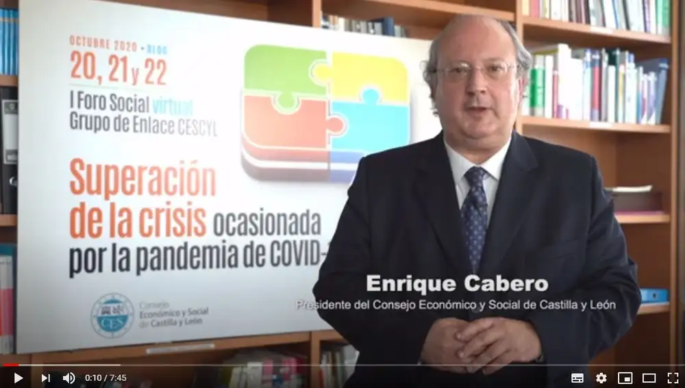 El presidente del CES, Enrique Cabero, inaugura el Foro