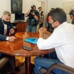 El presidente de la Diputación de Alicante, Carlos Mazón, junto al coordinador autonómico de Cs en la Comunitat Valenciana, Toni Cantó