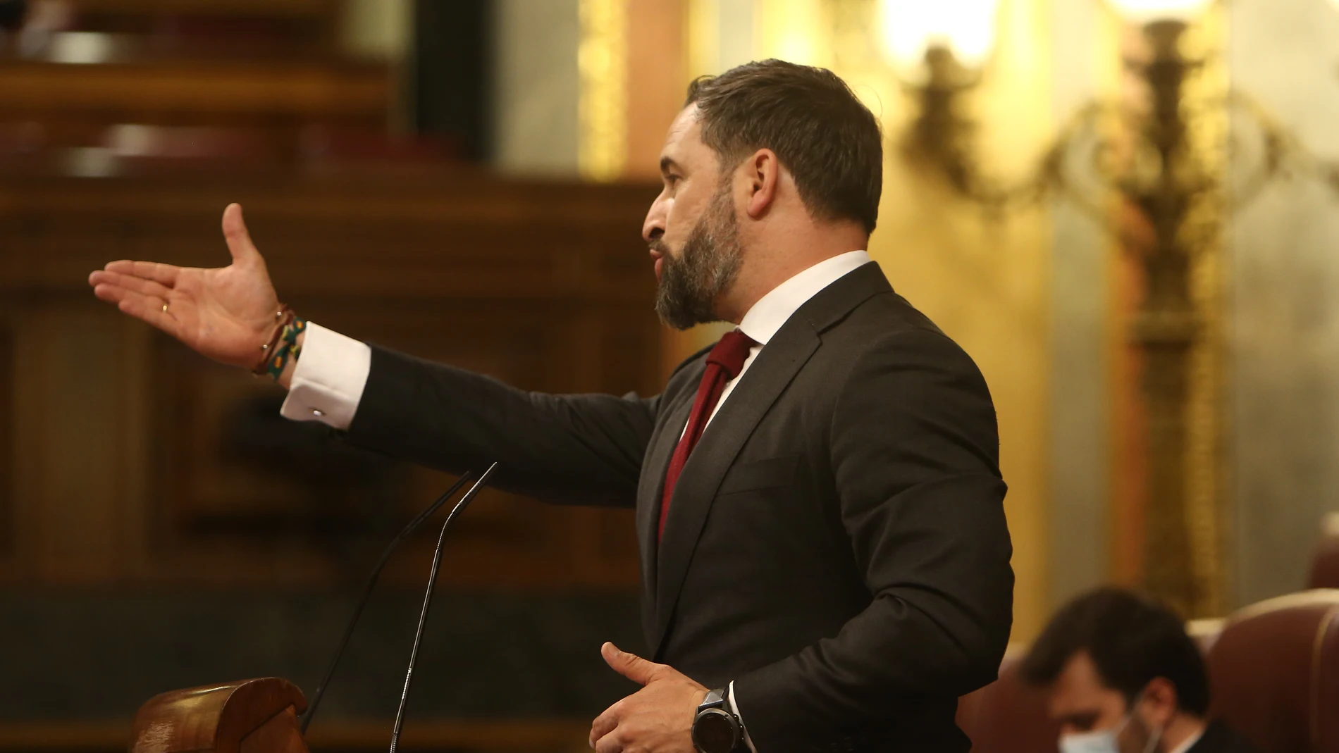 El presidente de Vox, Santiago Abascal, interviene en el pleno en el que se debate la moción de censura planteada por Vox