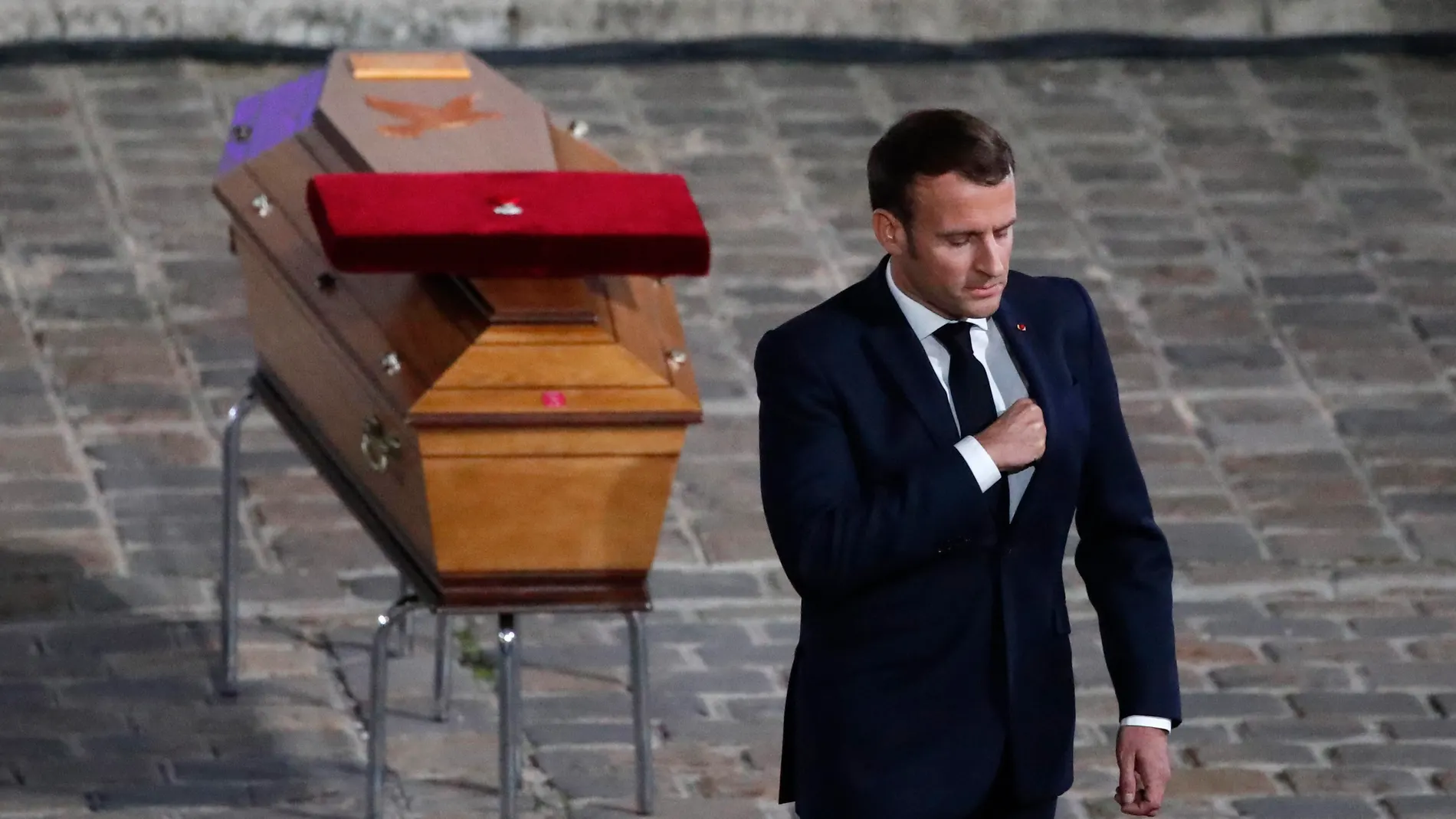 El presidente Macron, en el funeral por el profesor asesinado EFE/EPA/Francois Mori / POOL MAXPPP OUT