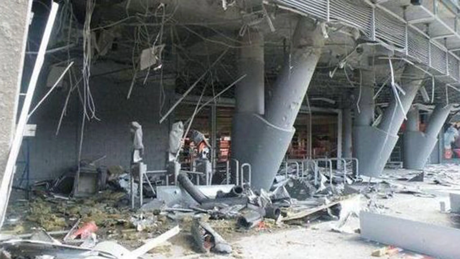 Exteriores del Donbás Arena, el estadio del Shakhtar bombardeado durante la guerra de Rusia contra Ucrania.
