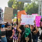 Feministas y ciudadanas en general se manifiestan en el puerto mexicano de Acapulco, en el estado de Guerrero (México)