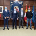 El presidente de la Junta de Castilla y León, Alfonso Fernández Mañueco, se reúne con el alcalde de Soria, Carlos Martínez, con la presencia de Francisco Igea, entre otros
