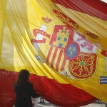 Izado de la Bandera de España en Valdebebas