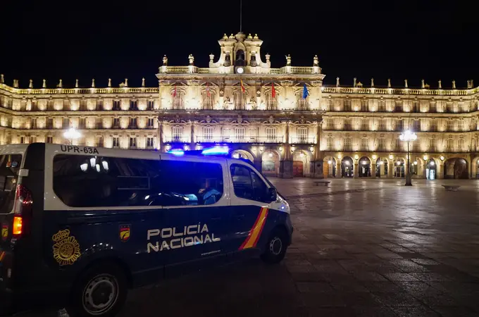 Un policía local fuera de servicio frena una agresión machista en la calle en Salamanca