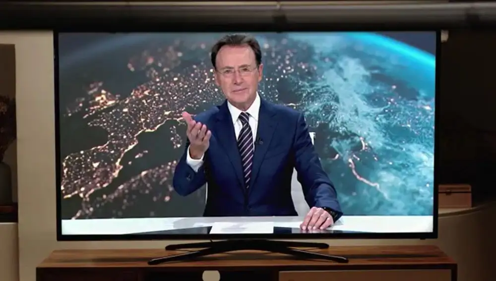 Matías Prats es el encargado de abrir nuestras ventanas y conectarnos con el mundo