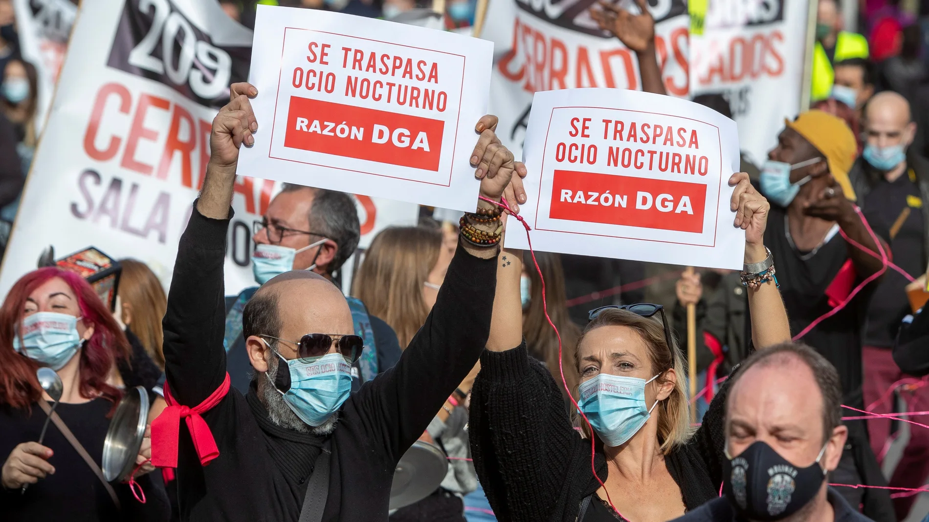 Manifestación, convocada por las principales asociaciones de la hostelería y turismo de Aragón con el lema"SOS Hostelería", para reclamar una acción inmediata de las administraciones ante la situación crítica que atraviesan estos sectores por las restricciones por la covid-19, el pasado domingo, en Zaragoza