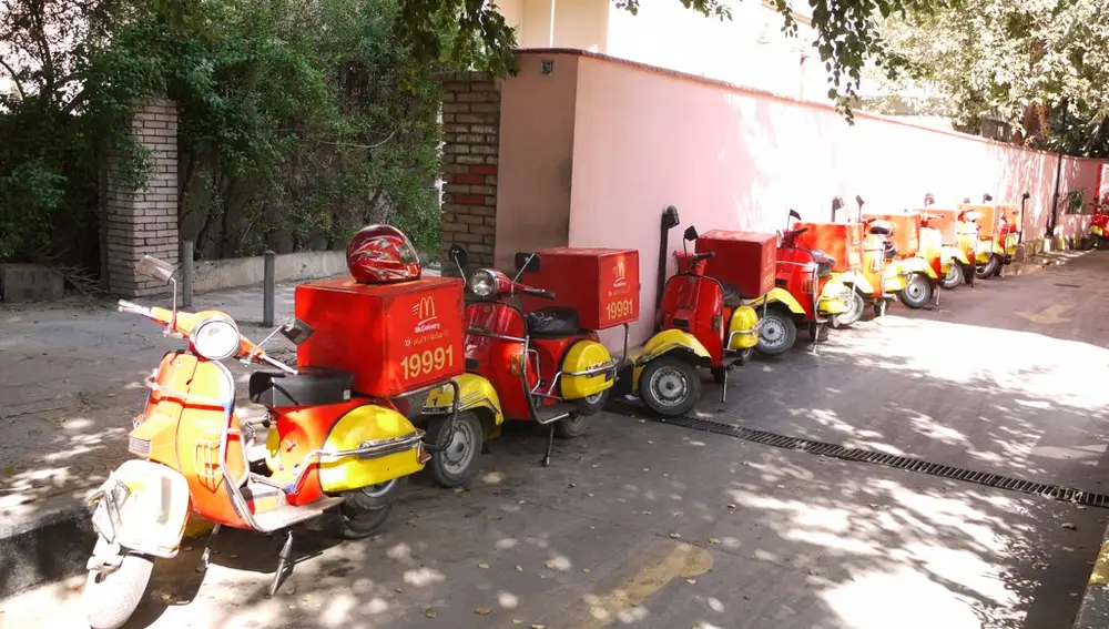 Motocicletas de reparto de Mcdonald´s en Egipto.