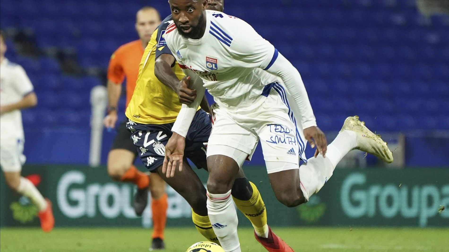 Moussa Dembélé es suplente esta temporada en el Lyon.