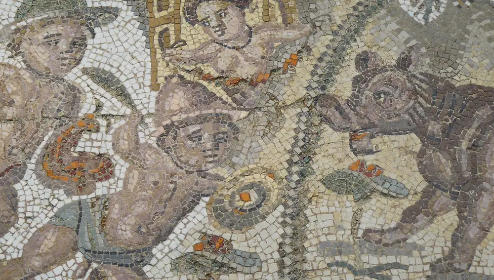 Mosaico romano datado del siglo III y con pigmeos representados.