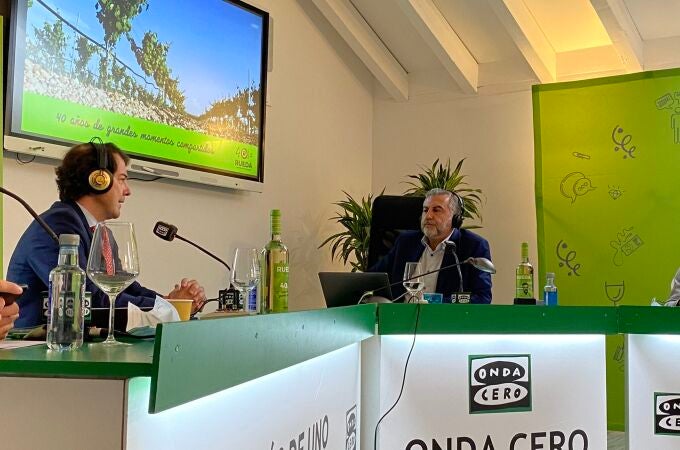 Entrevista al presidente de la Junta, Alfonso Fernández Mañueco, en el Programa "Más de uno" de Onda Cero, con Carlos Alsina
