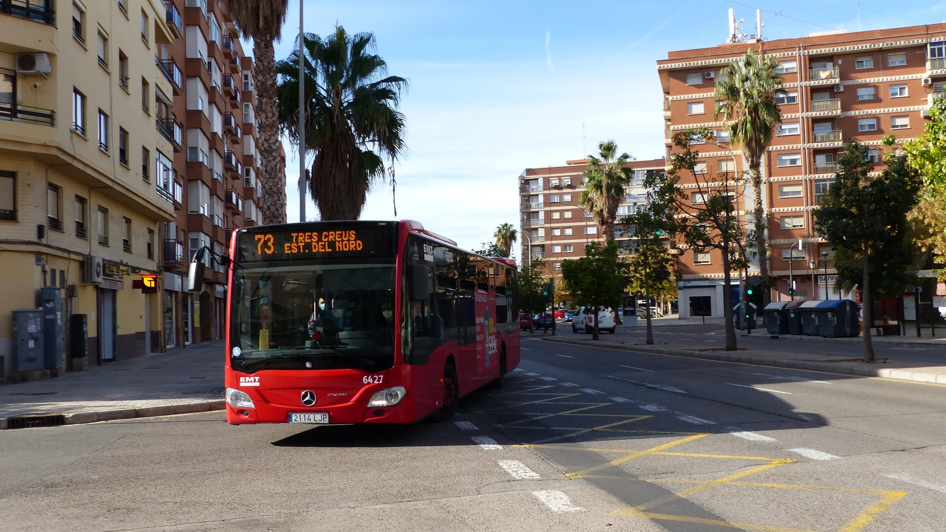 Imagen de un autobús de la EMT Valencia