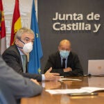 El vicepresidente, portavoz y consejero de Transparencia, Ordenación del Territorio y Acción Exterior, Francisco Igea, y los consejeros Fernández Carriedo y Ana Carlota Amigo se reúne con el eurodiputado Luis Garicano