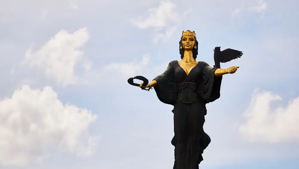 Estatua de Santa Sofía en Sofía, Bulgaria.
