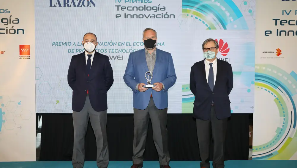 Ramiro Larragán, director de Marketing de Huawei Consumo España, recibió el Premio a la Innovación en el Ecosistema de productos tecnológicos
