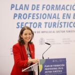 La ministra de Industria, Comercio y Turismo Reyes Maroto, durante la presentación del Plan de Formación Profesional en el sector turístico