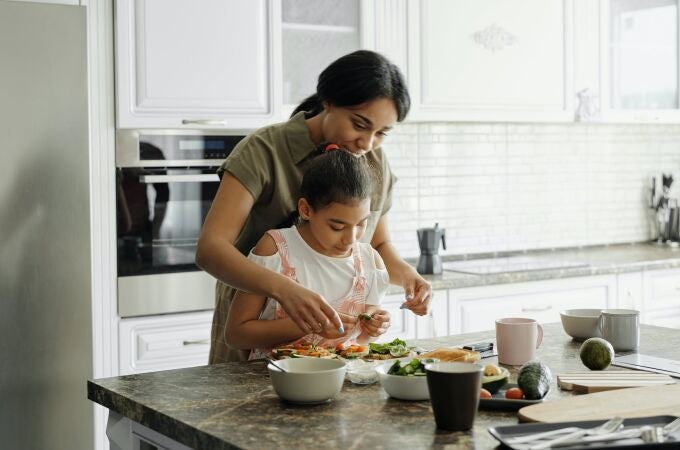 los hábitos de alimentación cada vez están más deteriorados entre la población infantil y adolescente.