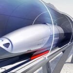 Recreación de una cápsula de hyperloop en el interior del tubo por el que viajaría