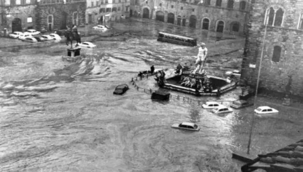 Florencia se inundó en 1966
