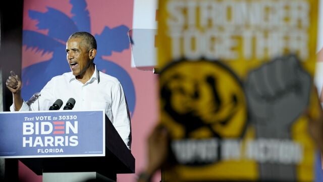 El ex presidente Barack Obama durante su acto de campaña en Miami