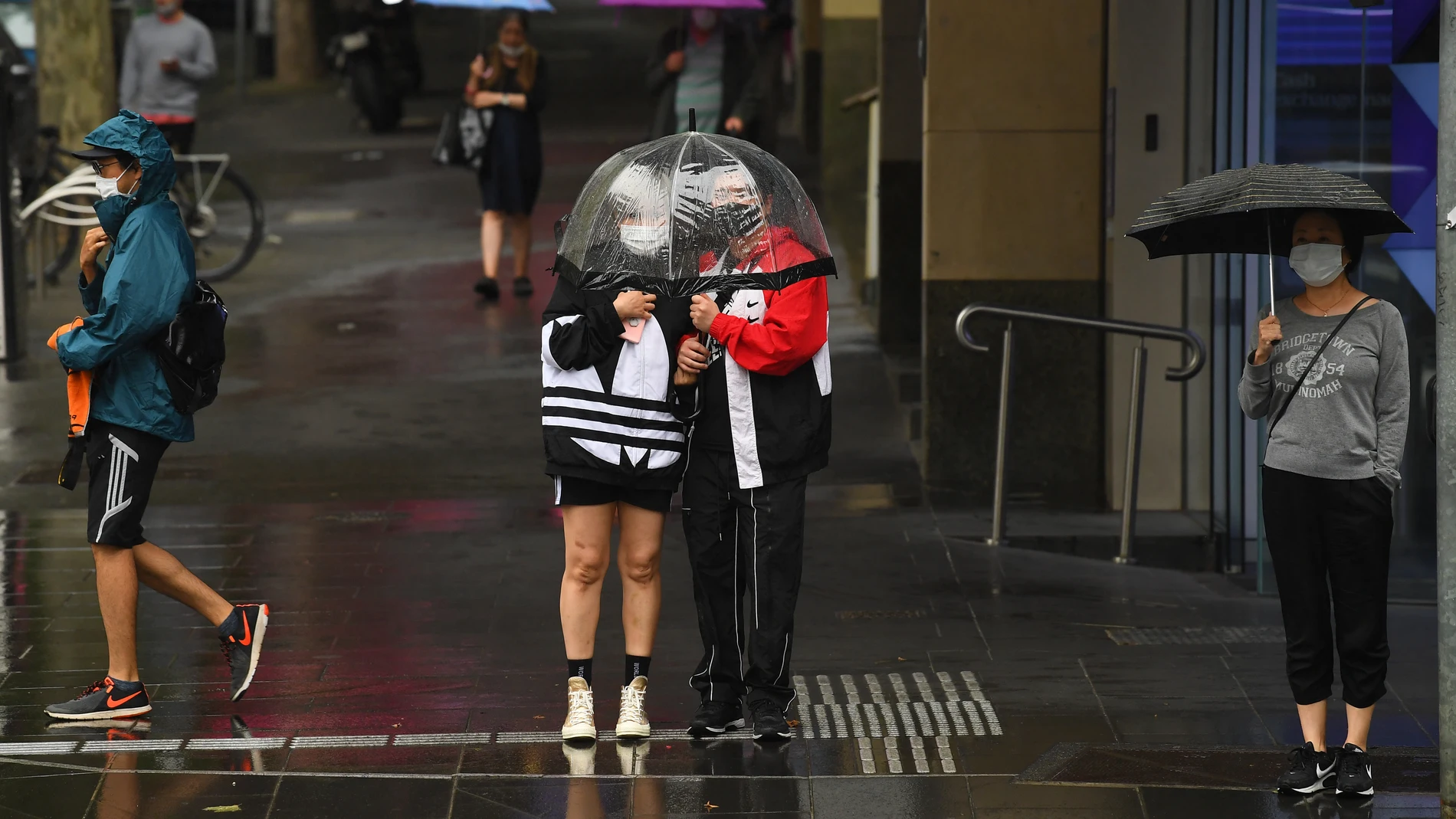 Las lluvias seguirán acompañándonos durante el día de hoy