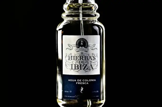 Lo mejor de la ‘Isla bonita’ se concentra en cada frasco de Hierbas de Ibiza