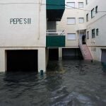 Una urbanización de Mareny de Barraquetes donde han caido hasta 150 litros, provocando inundaciones ,desprendimientos de tierra y cortes en al menos tres carreteras