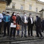Un grupo de exguerrilleros de las FARC llega a la Casa de Nariño a reunirse con el presidente Iván Duque el pasado 6 de noviembre