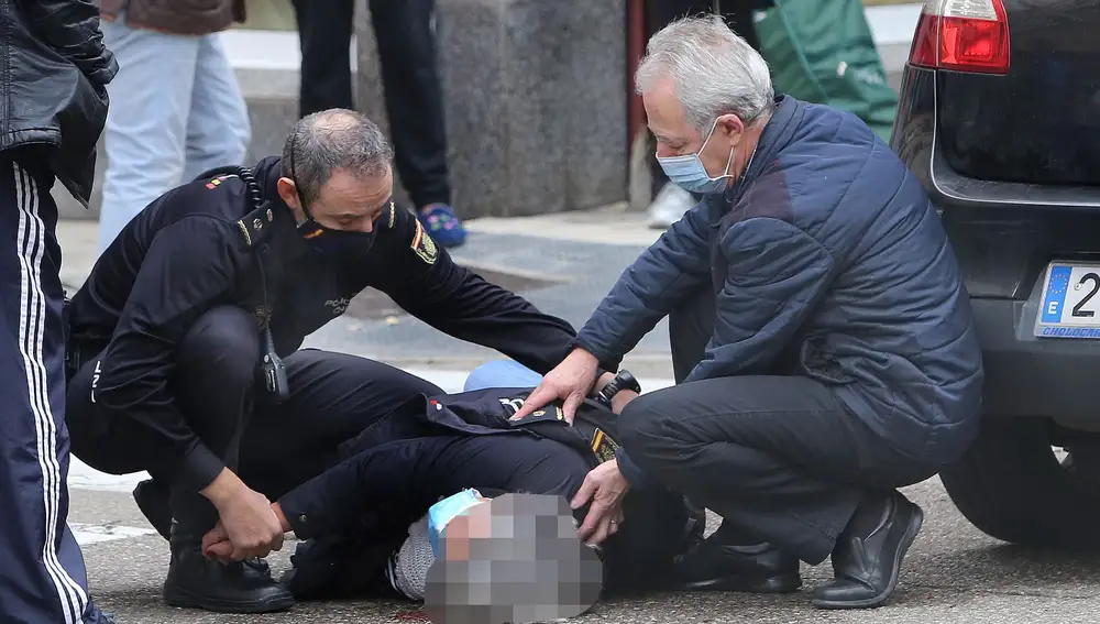 Atropello a una mujer en PalenciaPoco antes de las 13:00 horas se produce un atropello a una mujer en la calle Dr Cajal en las inmediaciones de la pasarela de Villalobón