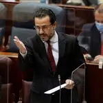 El consejero de Hacienda y Función Pública, Javier Fernández-Lasquetty, durante el pleno de la Asamblea de Madrid