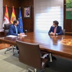 El presidente de Castilla y León, Alfonso Fernández Mañueco, se reúne con el de Iberaval, César Pontvianne