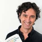 La pandemia hizo cambiar sus planes al escritor Andrés Pascual, que estaba preparando una novela