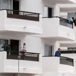  El Gobierno oculta los datos sobre los hoteles en los que están los inmigrantes en Canarias