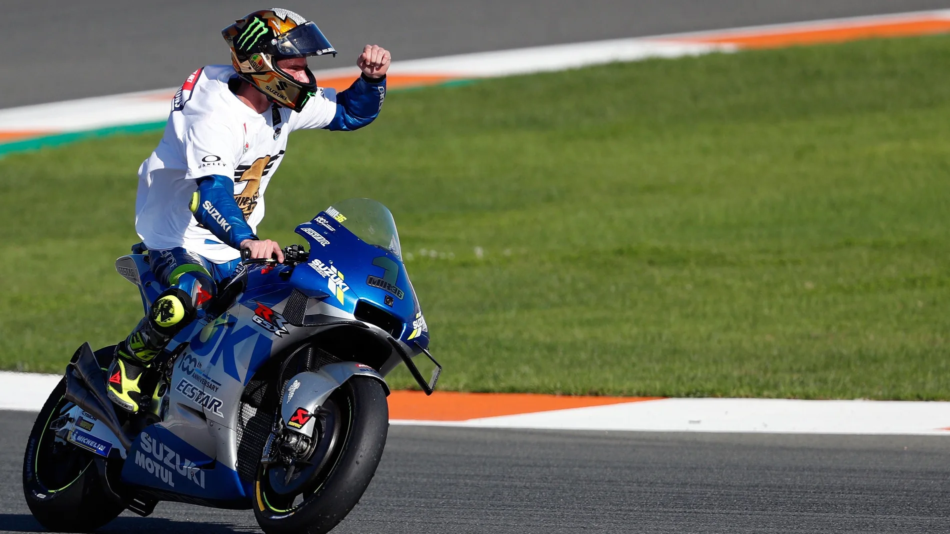 El piloto español de Moto GP, Joan Mir (Suzuki Ecstar) se ha proclamado campeón del mundo tras entrar 7º en la carrera disputada en el circuito Ricardo Tormo de Cheste (Valencia) donde se disputa el GP Comunitat Valenciana.