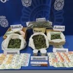 La Policía Nacional desarticula un punto de venta de droga en la calle Hospital Militar en el marco de la operación "Chapata"