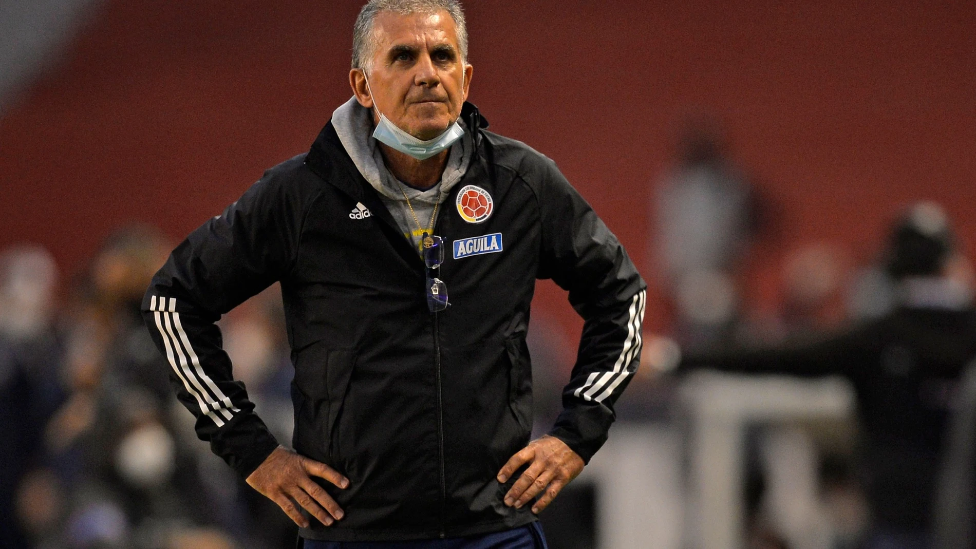 Carlos Queiroz, en el último partido que dirigió a Colombia y que perdió contra Ecuador por 6-1.