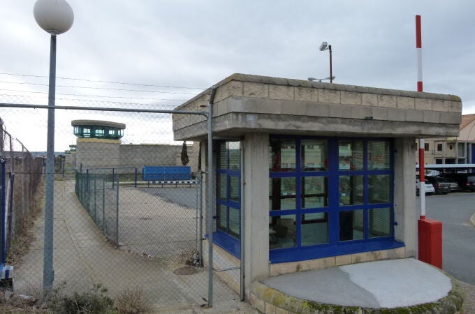 Entrada a la cárcel de Brieva, en Ávila, Castilla y León (España), donde Rosario Porto cumplía condena por matar a su hija Asunta.
