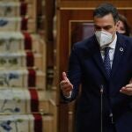 MADRID, 18/11/2020.- El presidente del Gobierno, Pedro Sánchez, durante su intervención en la sesión de control al Ejecutivo, este miércoles en el Congreso. EFE/ Emilio Naranjo
