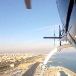 El helicóptero sobrevoló zonas de Barcelona cercanas a la playa