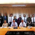 La tercera generación se prepara para asumir la responsabilidad al frente del grupo familiar