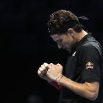 Thiem celebra su triunfo ante Djokovic en las semifinales de la Copa Masters