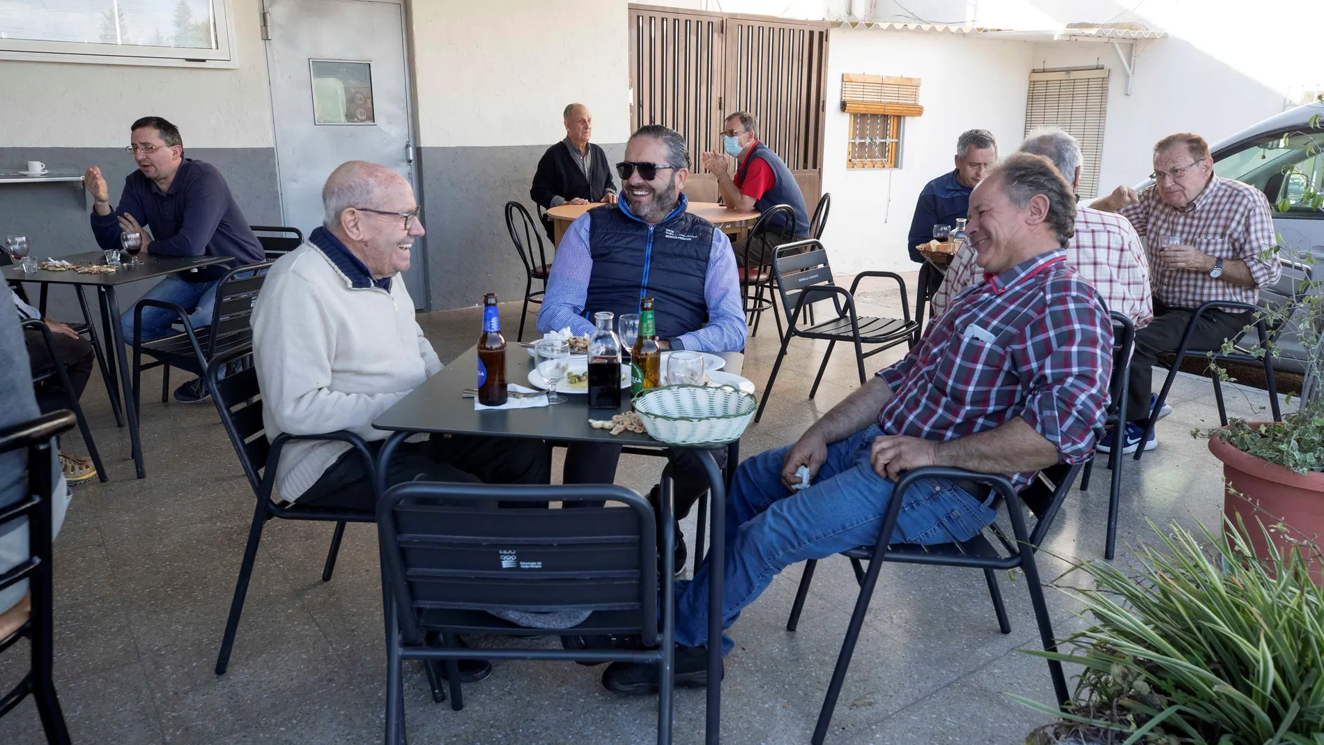 Clientes de un restaurante de Lorquí, (Murcia)