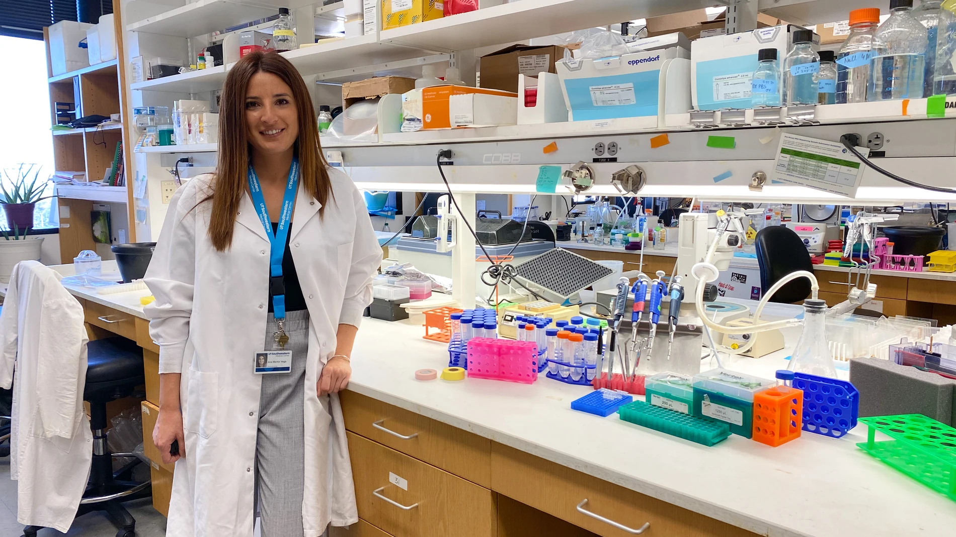 Ana Martín, palentina becada por la Fundación Mary Kay en el centro médico UT Southwestern de Dallas (EEUU) para investigar cánceres femeninos.