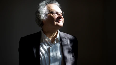 El escritor Amin Maalouf