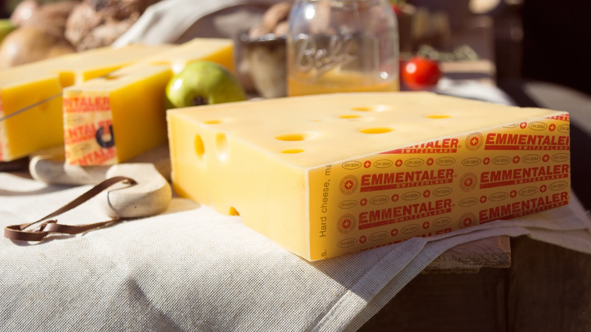 El queso suizo Emmentaler AOP puede ayudar a mejorar el sistema inmunológico, según un estudio de Agroscope