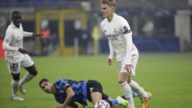 Martin Odegaard con el Real Madrid.
