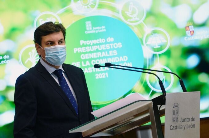 El consejero de Economía de la Junta de Castilla y León, Carlos Fernández Carriedo, durante la presentación del proyecto de Ley de Presupuestos Generales de la Comunidad para 2021