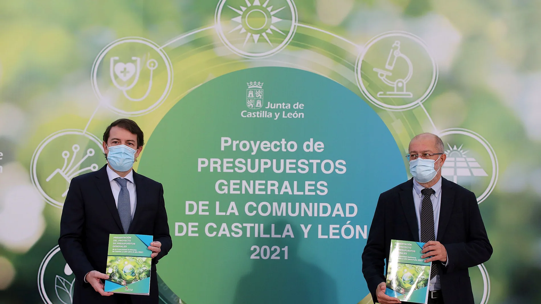 El presidente Alfonso Fernández Mañueco y el vicepresidente Francisco Igea presentan el proyecto de Presupuestos para 2021